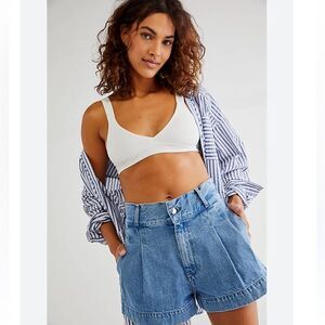 Edwin Isla Vintage Inspired Hi-Waisted Pleated Relaxed Coastal Streetwear Shorts